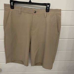 Adidas golf / athletic shorts.  Like new, 34” waist.